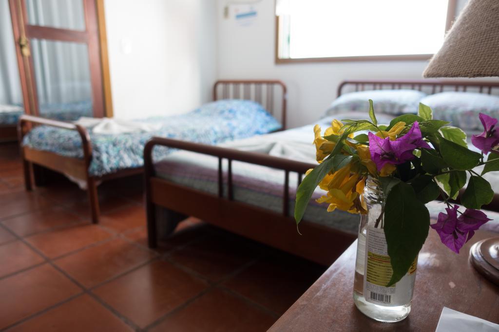 Local Friend Hostel Armacao dos Buzios Экстерьер фото